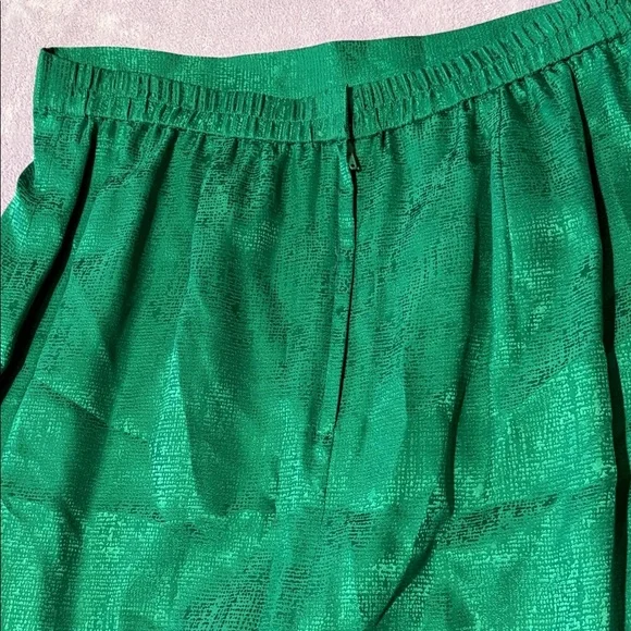 Adrianna Papell Green and Gold Jacket & Skirt Set - Picture 11 of 12